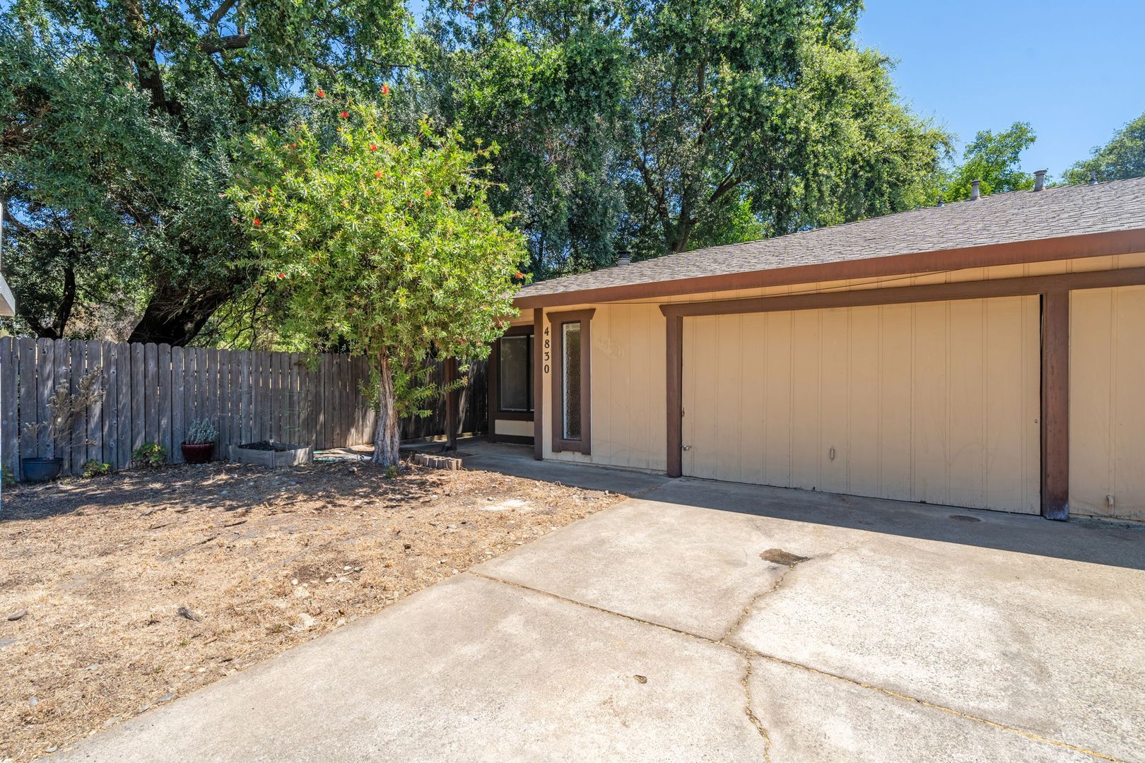 Fair Oaks Multiplex: 4830 Suncrest Way
