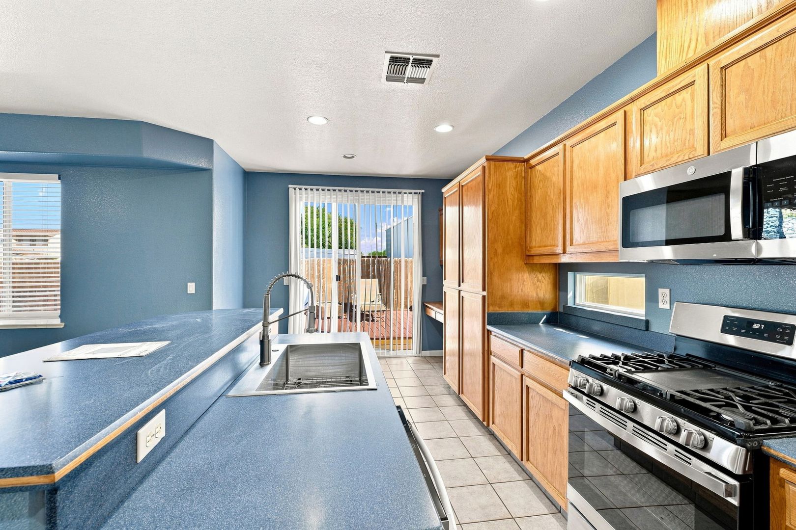 1380 Jones Ln 11 of 12