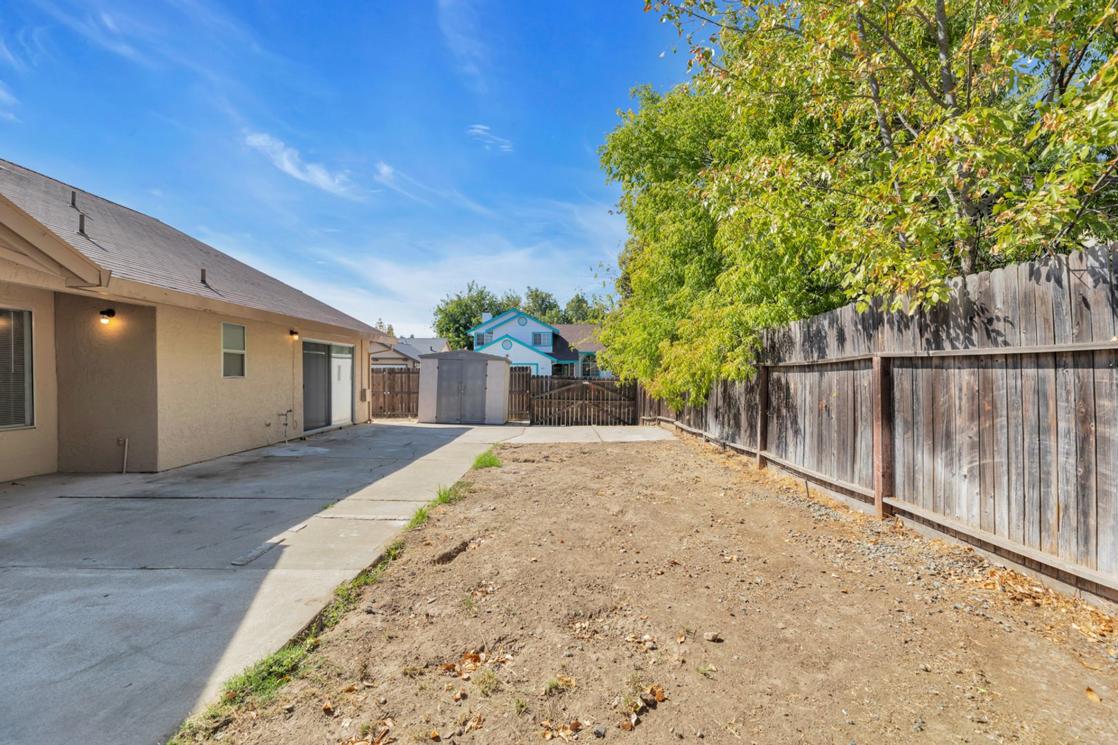 8327 Trimmer Way 2 of 8