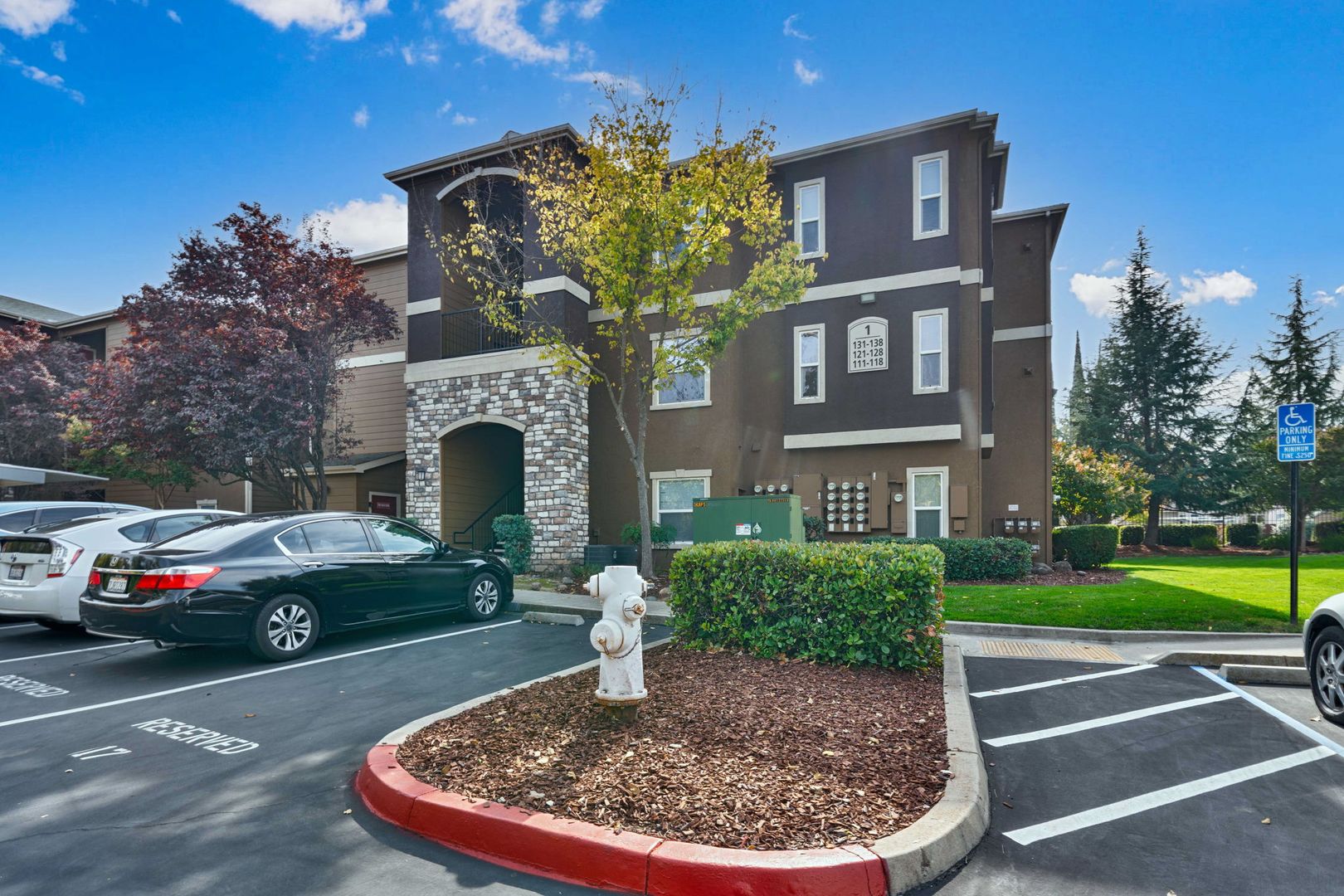 Antelope House: 8434 Walerga Rd Apt 125