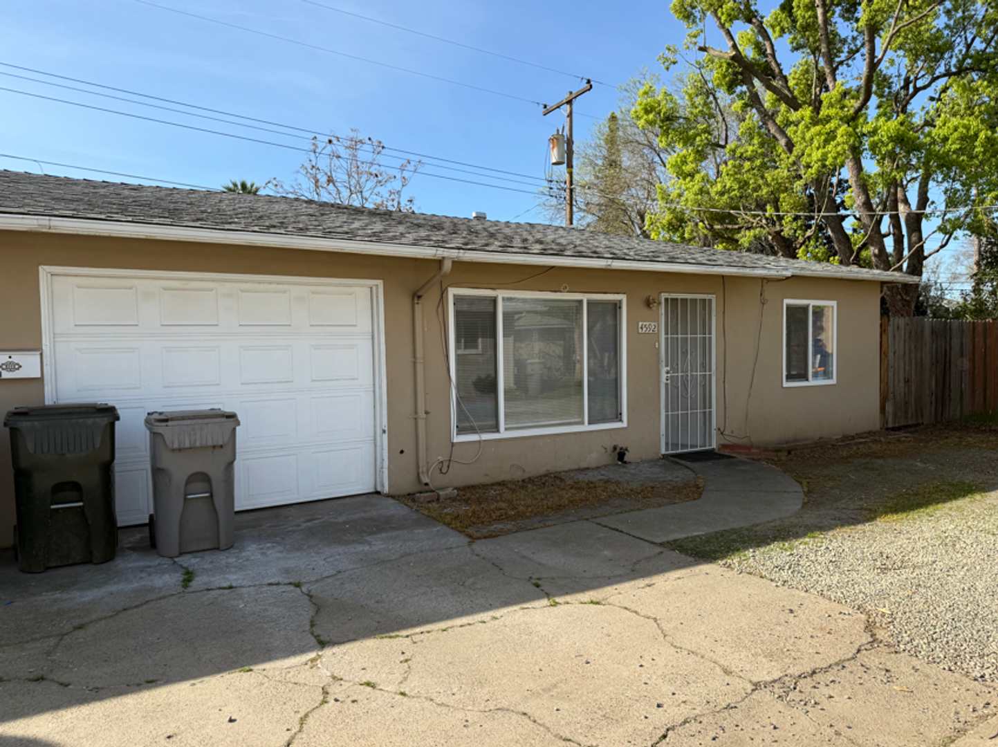 Sacramento Apartment: 4590-4592 73rd St