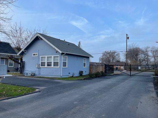 2982 26th Ave – photo 1