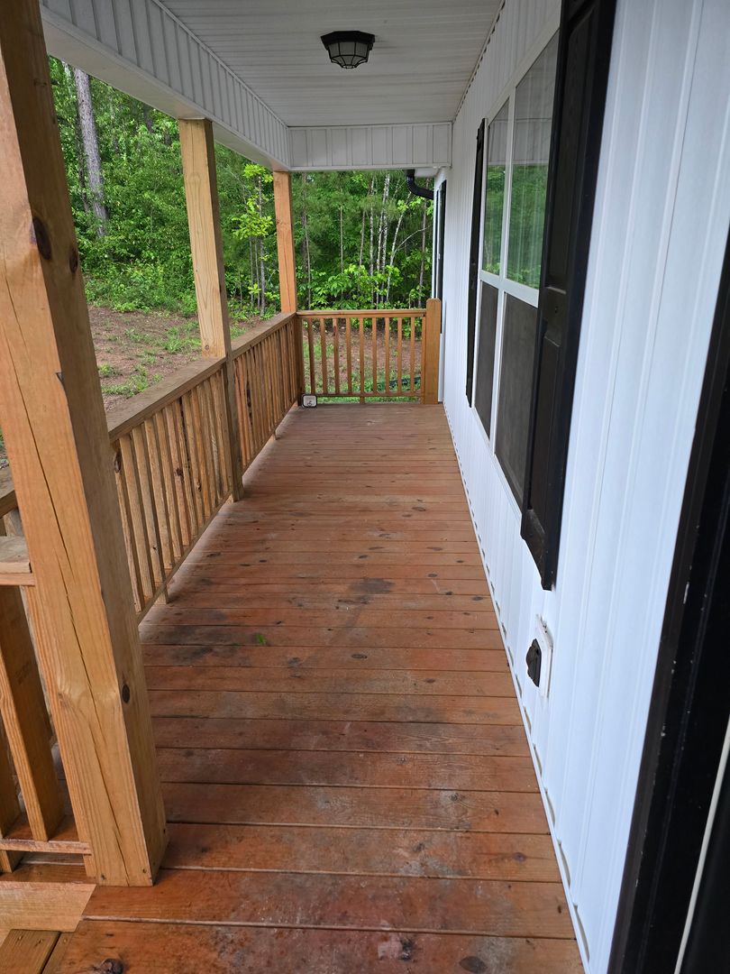 VERY NICE 3/2 HOUSE IN TUNNEL HILL