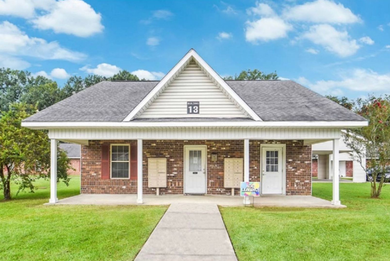 Lafayette Townhome: 816 Martin Luther King Jr Drive