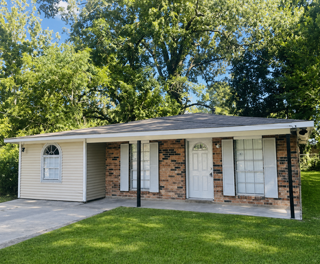 2852 69th Avenue (3 Bed/1.5 Bath) – photo 1