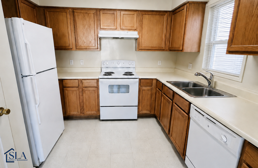 Beau Soleil Estate (4 Bed/2 Bath) Duplex – photo 1