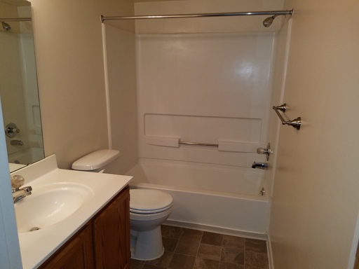 2bd / 2bth Premium Unit – photo 1