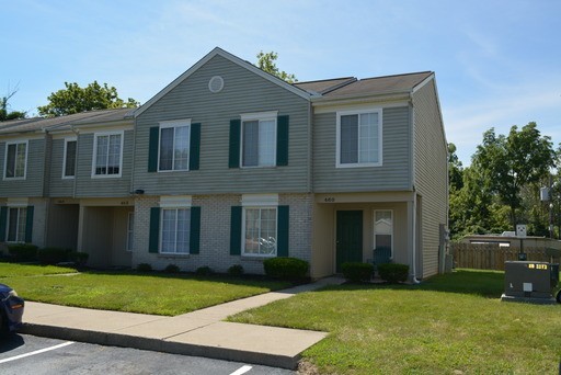 Middletown Apartment: 496 Bavarian Dr.