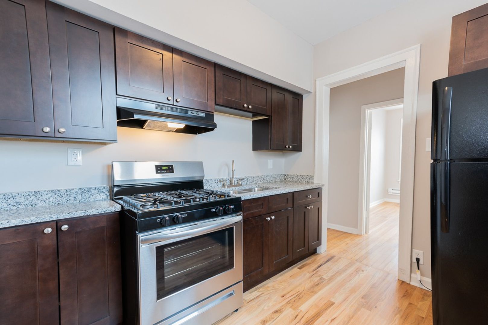 Chicago Apartment: 7415-17 S. Colfax Avenue