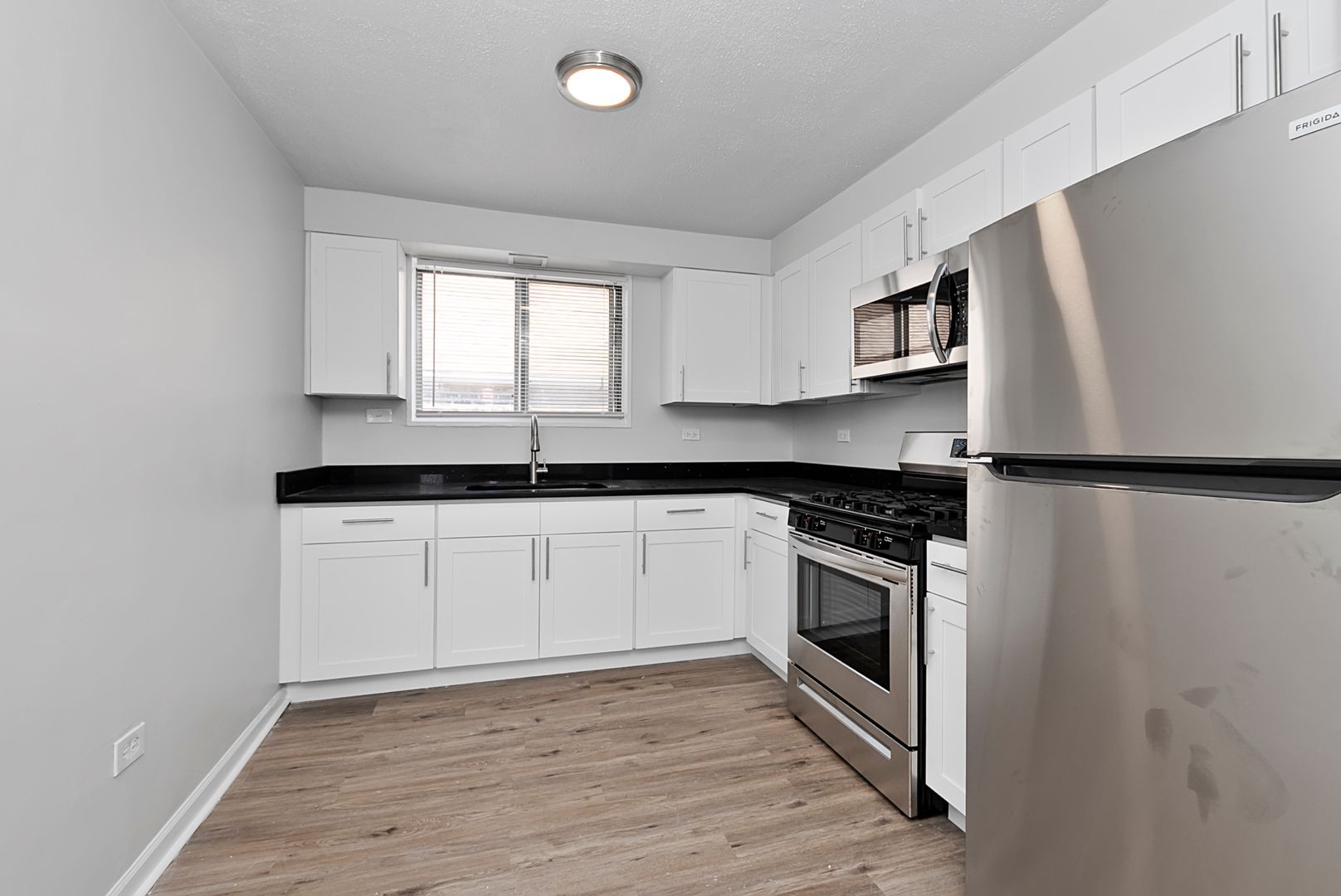 Chicago Apartment: 3137-3141 W. 41st Street