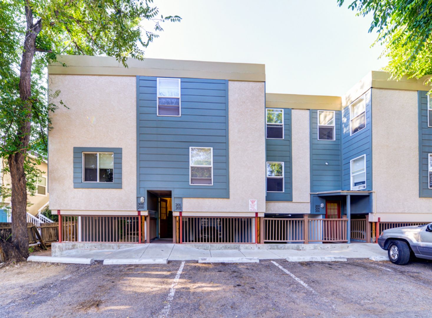 Boulder Apartment: 2301 Goss St.