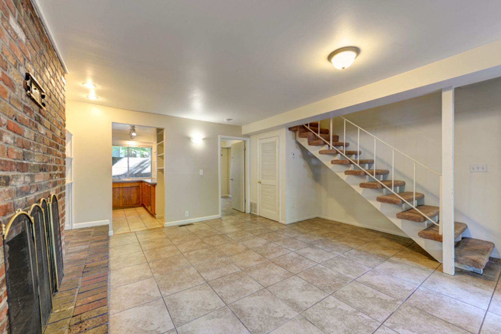 Boulder Apartment: 1000 11th St.