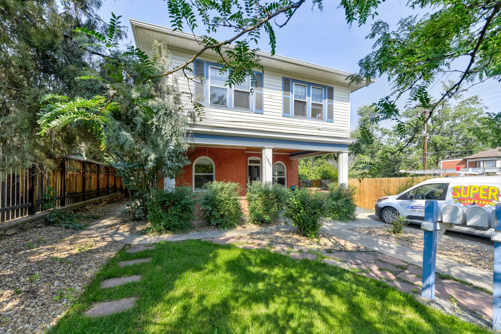 Boulder Apartment: 1537 9th St.