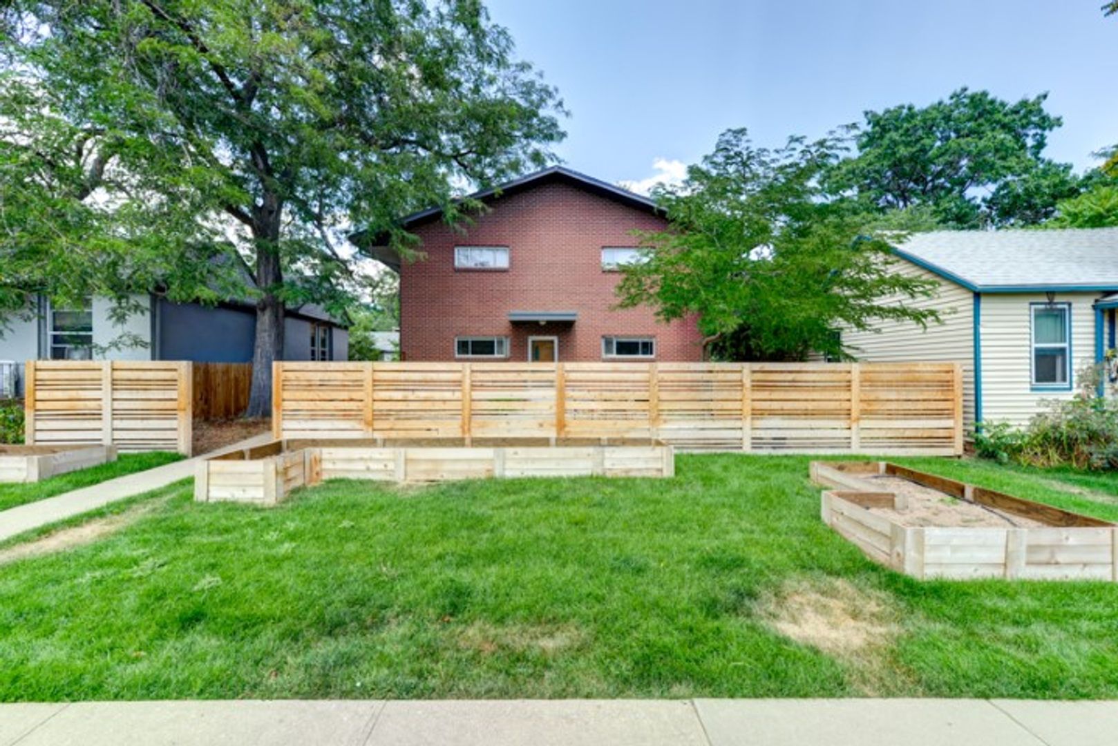 Bouder Apartment: 1811 Walnut St.