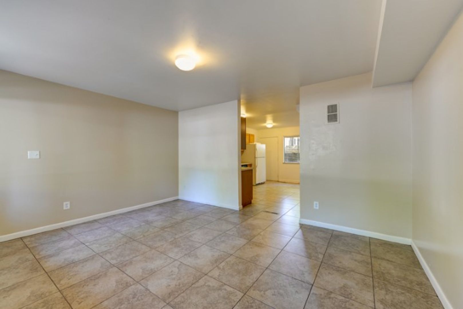 Boulder Apartment: 1000 11th St.