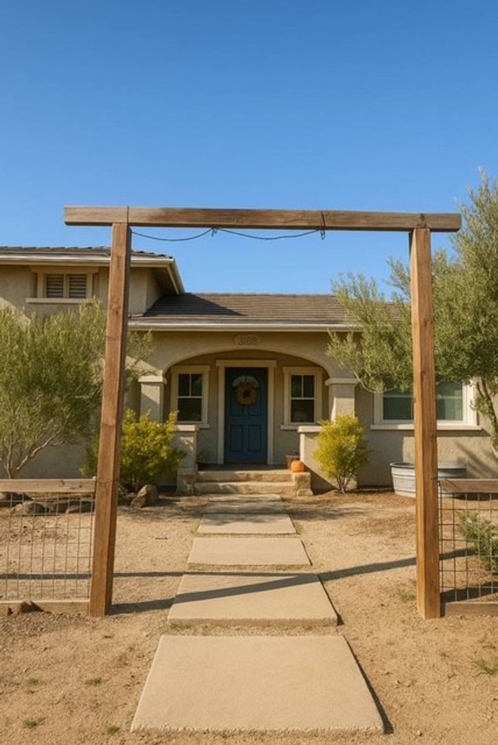 San Luis Obispo House: 1128 Peach Street