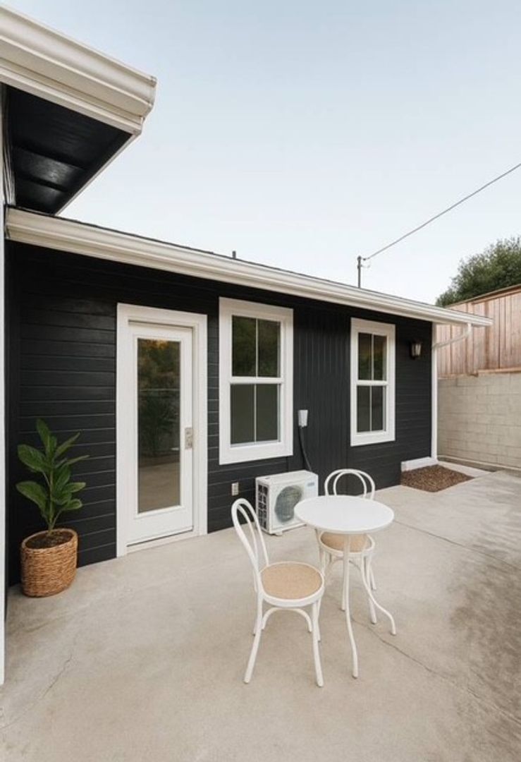 San Luis Obispo House: 3291 Rockview Place