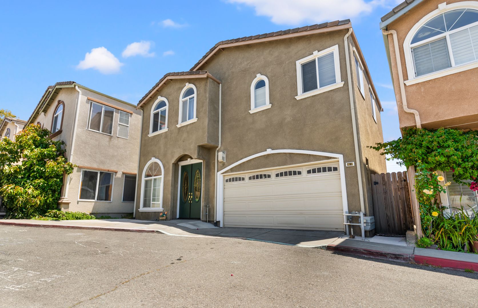 San Leandro House: 1781 Bali Terrace