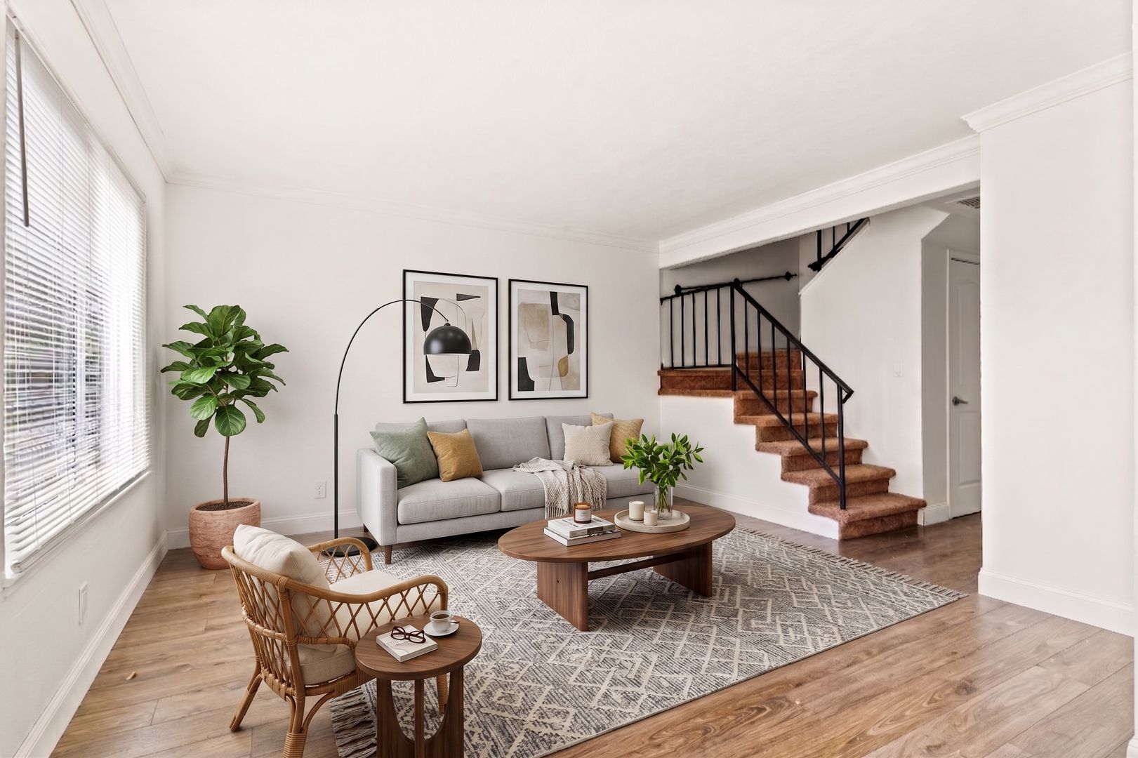 Union City House: 4905 Bridgepointe Pl