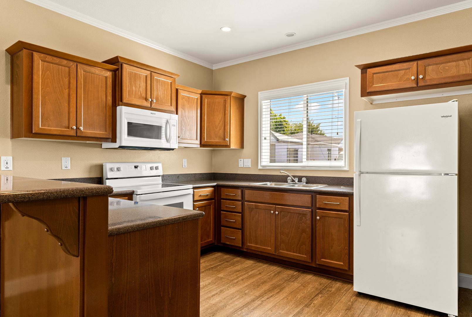 Hayward Apartment: 236 Smalley Ave