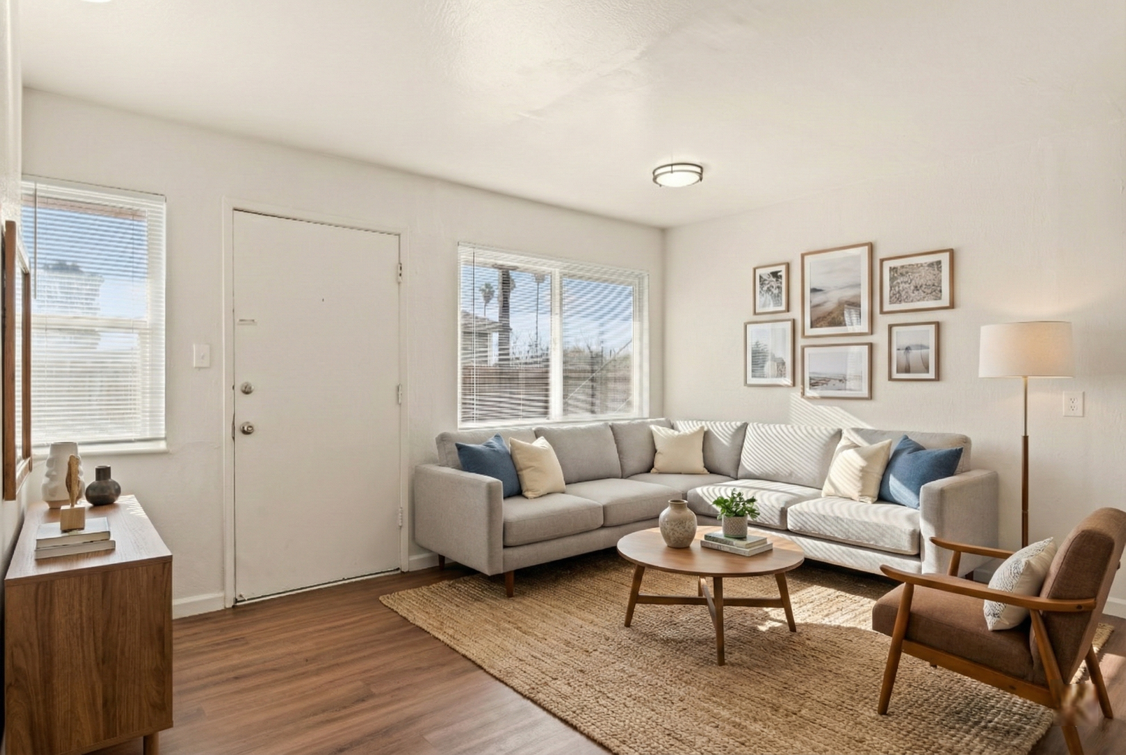 Oakland Apartment: 9635 Plymouth St - 02