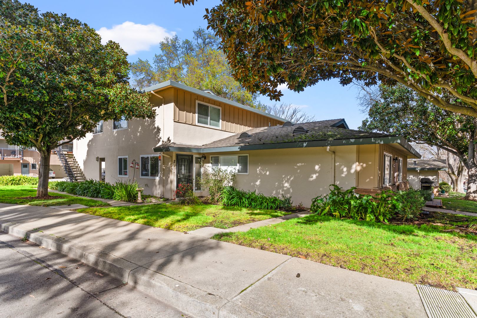 Pleasanton Townhome: 8002 Ensenada Dr