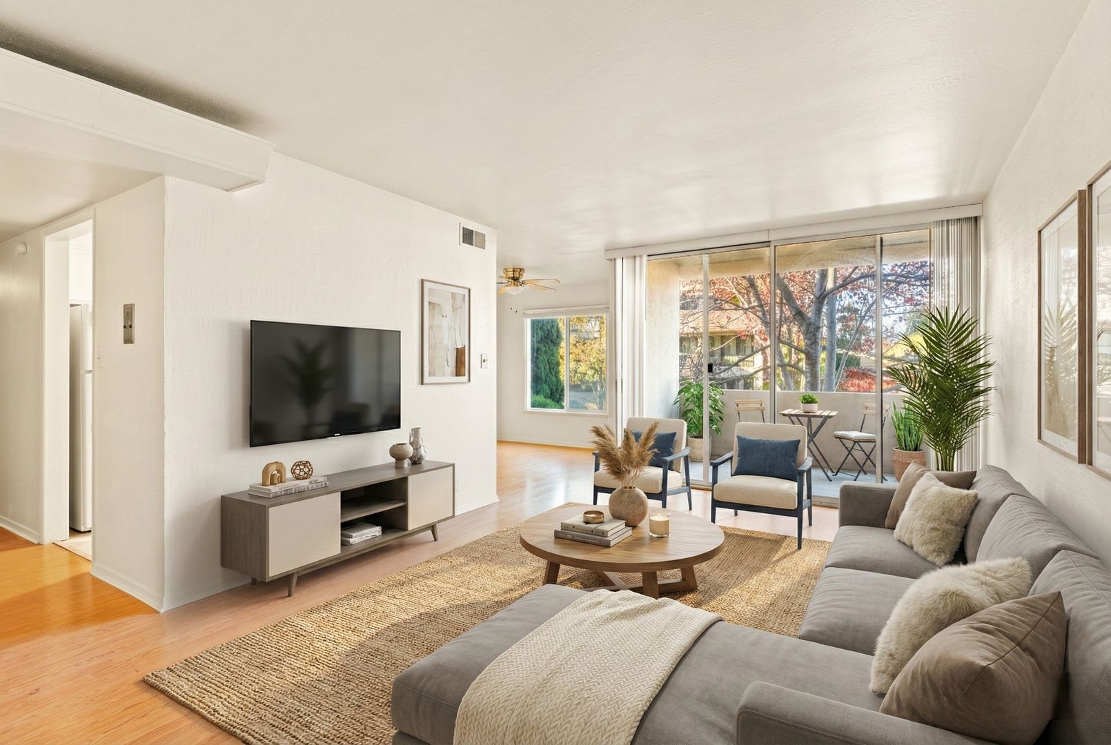 Oakland Condo: 330 Vernon St