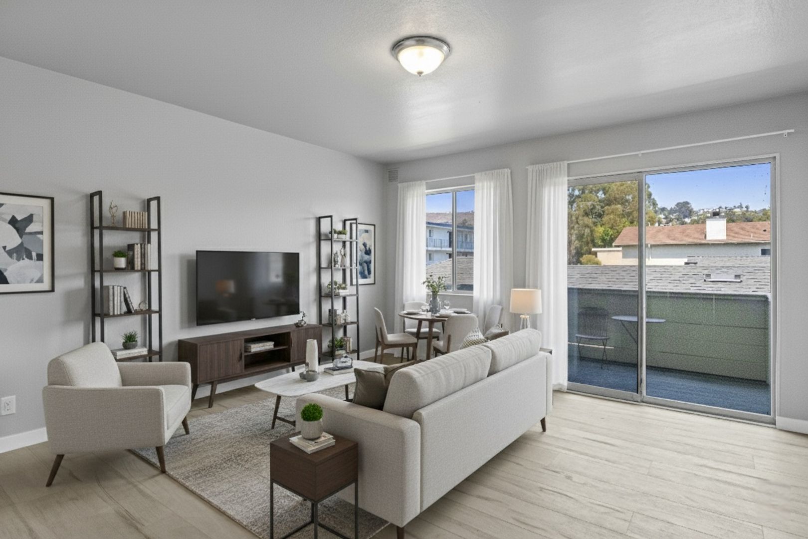 Oakland Apartment: 2023 80th Ave