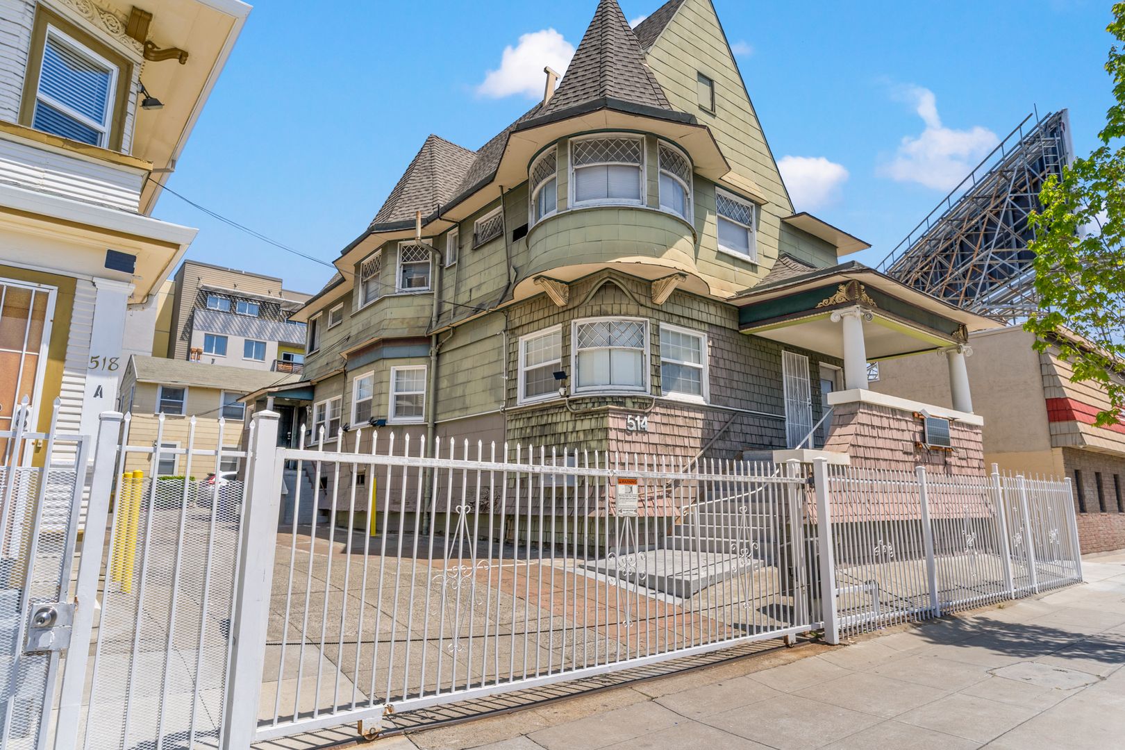 514 W Macarthur Blvd Unit 3