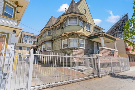 514 W Macarthur Blvd Unit 3