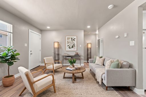 813 Blossom Way