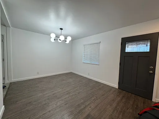 317 Tennyson Rd