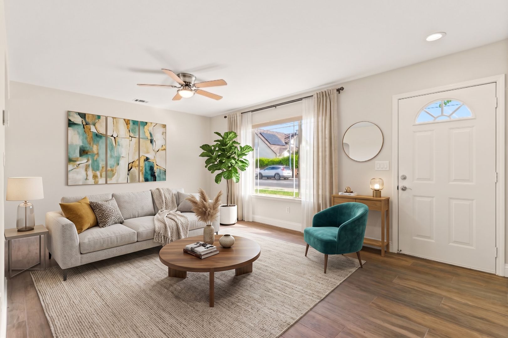 Hayward House: 29189 Lassen St