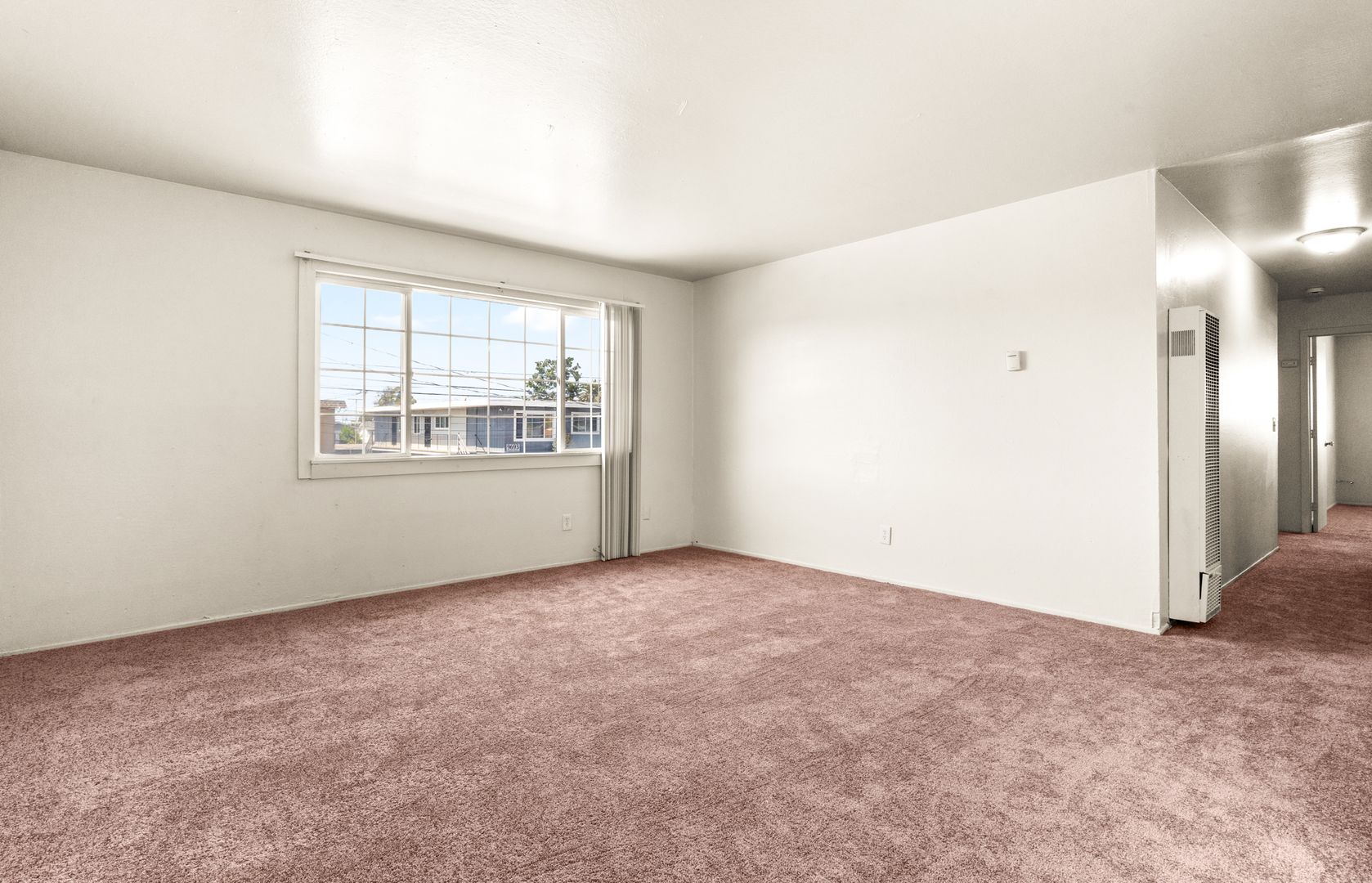 Oakland Apartment: 9706 Cherry St - 04