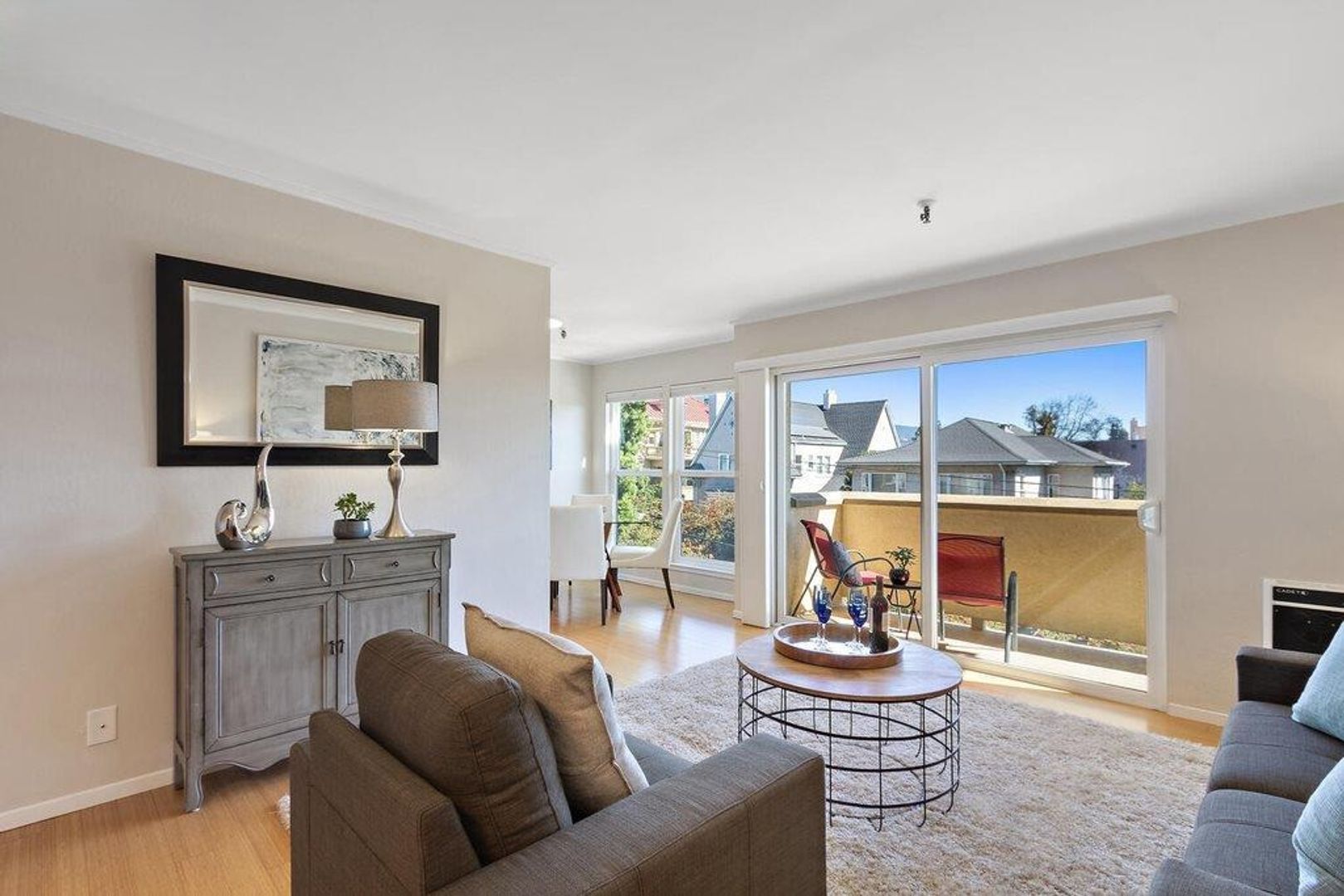Oakland Condo: 325 Lenox Ave