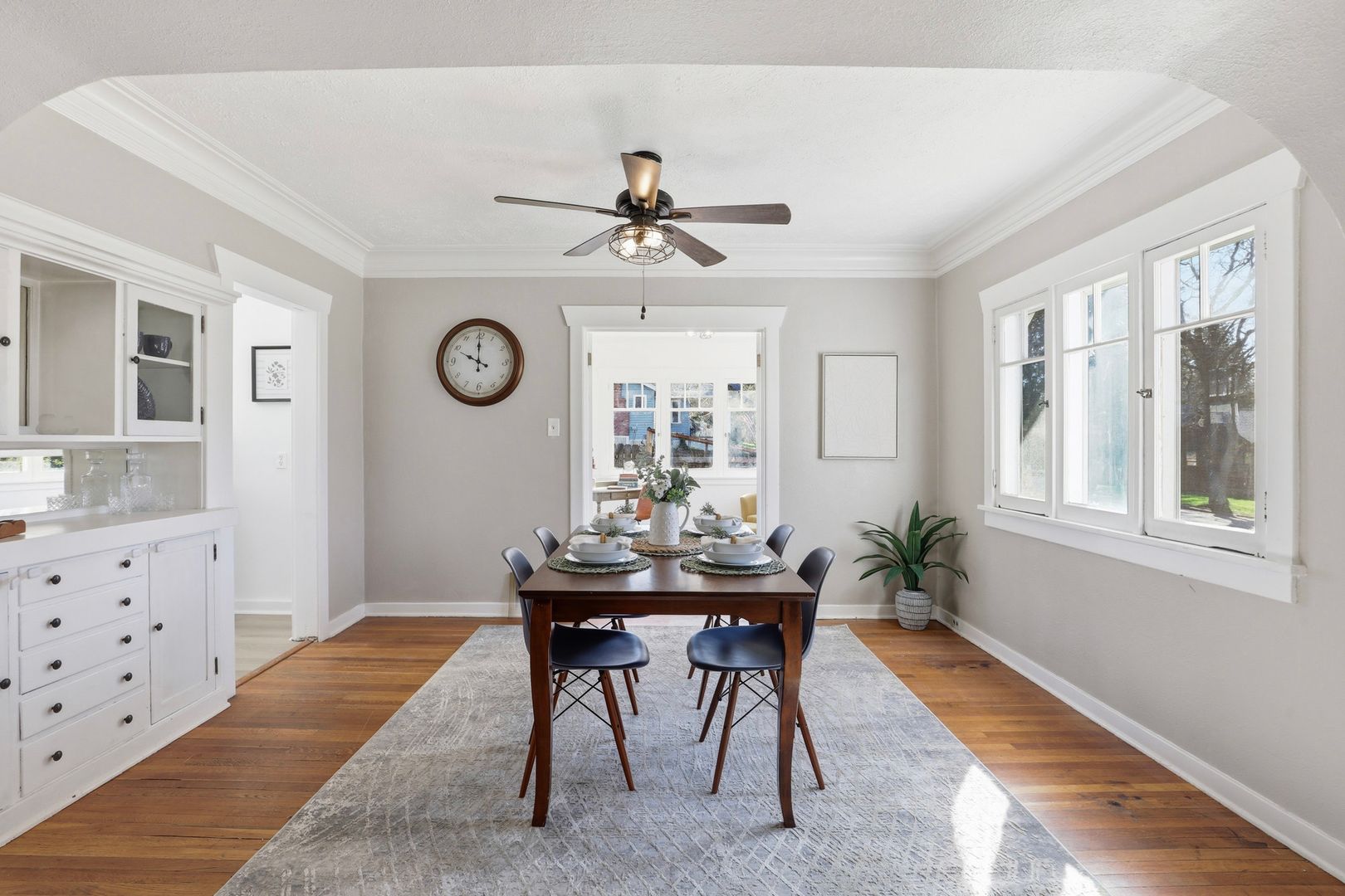 3402 W Kiernan Ave 8 of 12