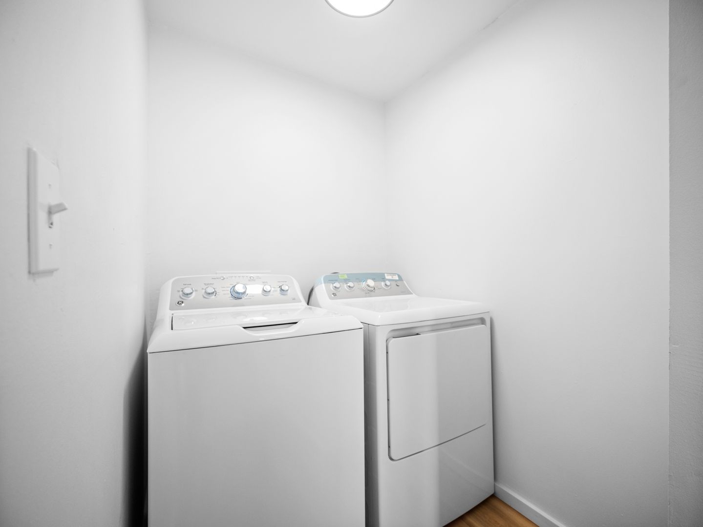 Laundry room at 1618 W 8th #2