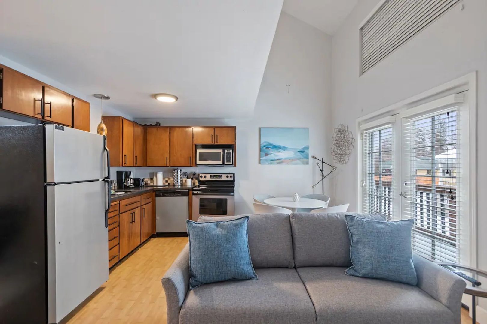 Spokane House: 1112 E 8th Ave