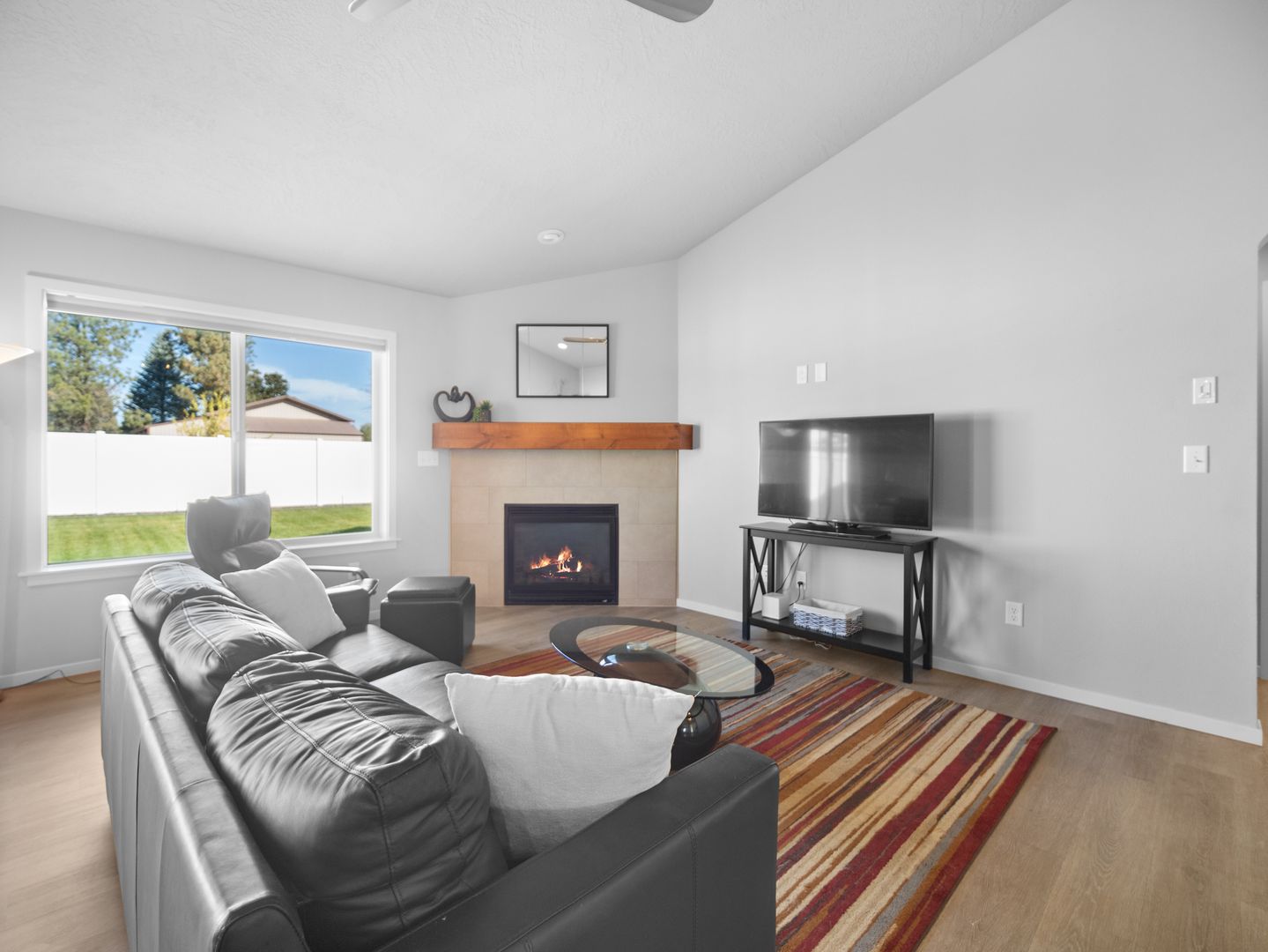 14611 E 31st Avenue 5 of 8