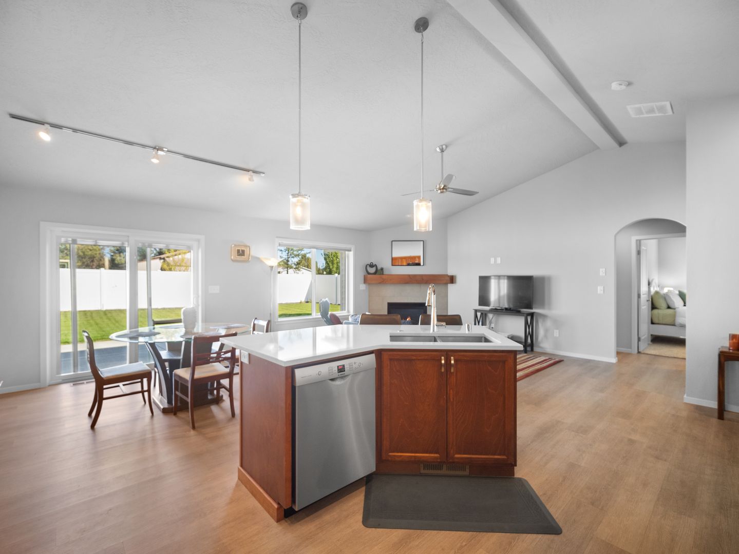 14611 E 31st Avenue 12 of 53
