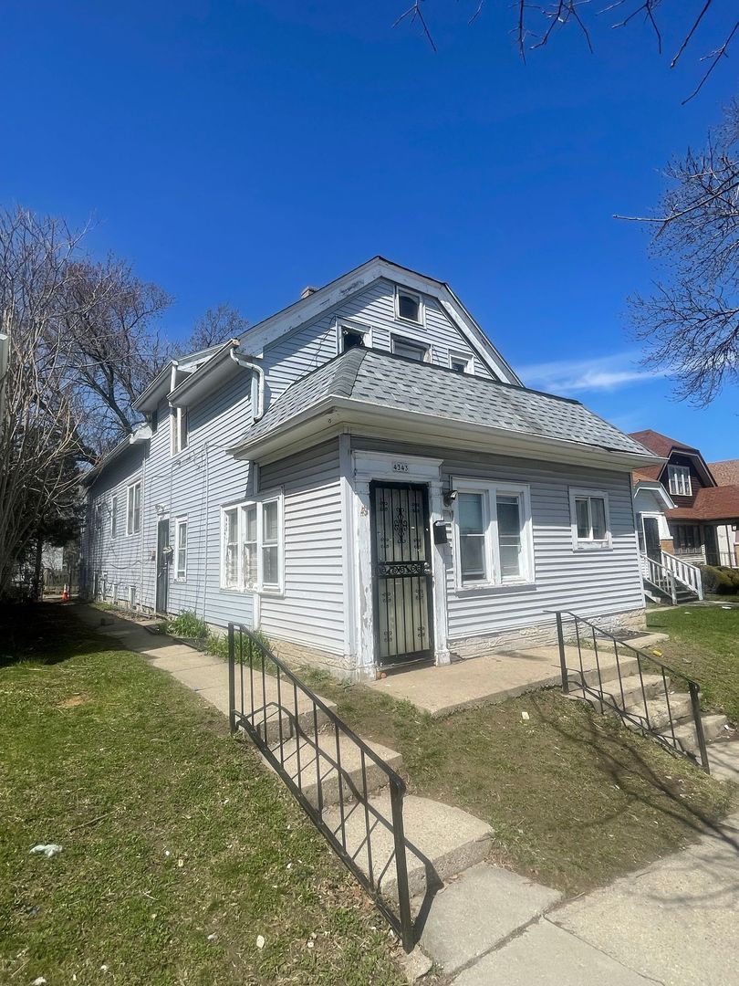 Milwaukee Apartment: 4343-4343B N 13th St.