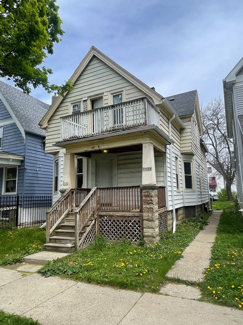 Milwaukee Apartment: 2530-2530A N 28th St.