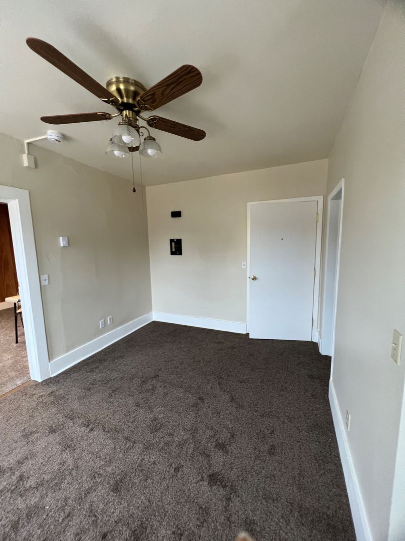 Hartford Apartment: 19 E State St