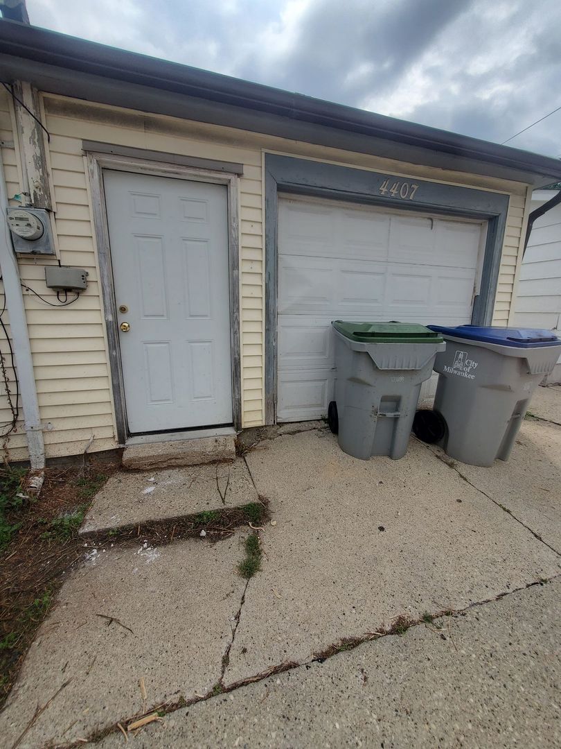 Milwaukee House: 4407 N 62nd St.