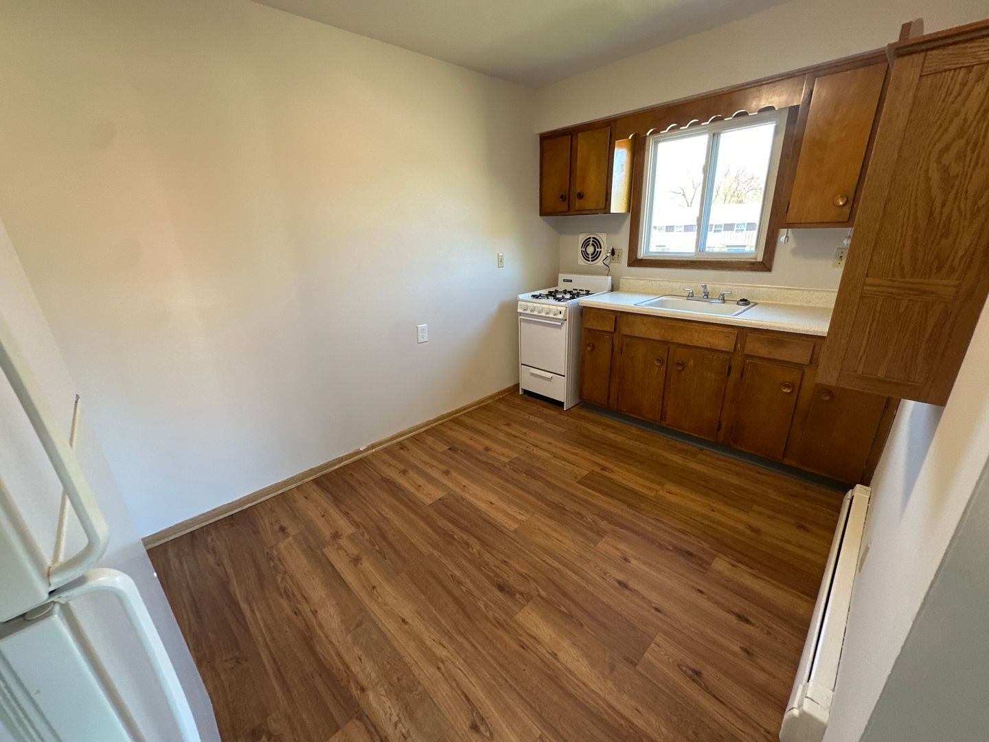 Waukesha Apartment: 411 N Moreland Blvd