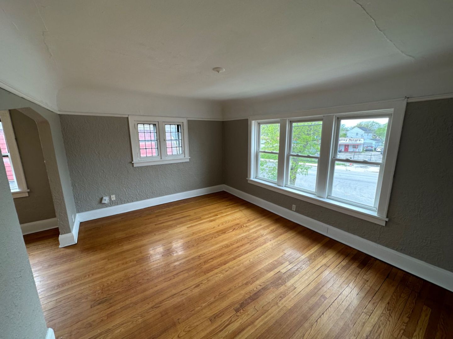 Milwaukee Apartment: 4720 N 37th St.