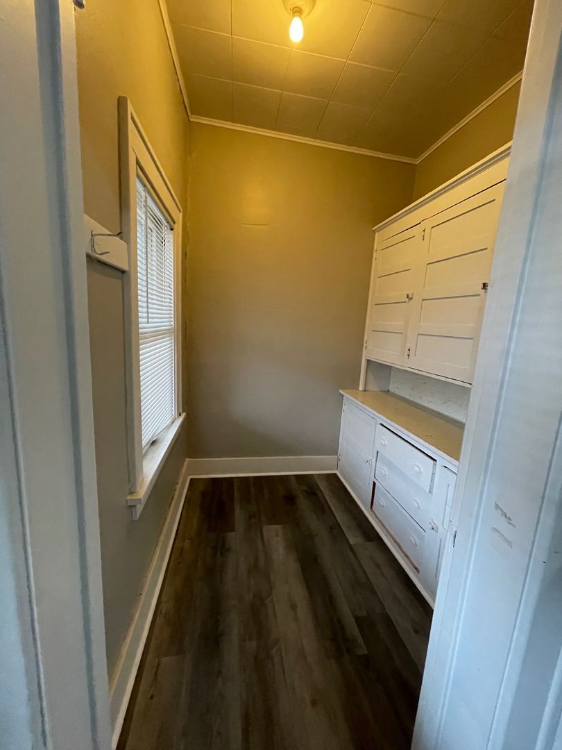 Waukesha Apartment: 139-149 W Broadway St