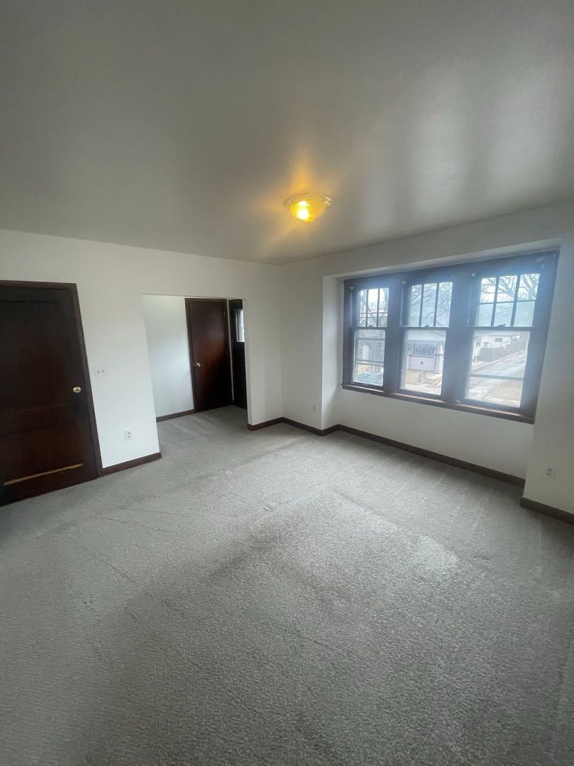 Milwaukee Apartment: 3911-3913 N 20th St.