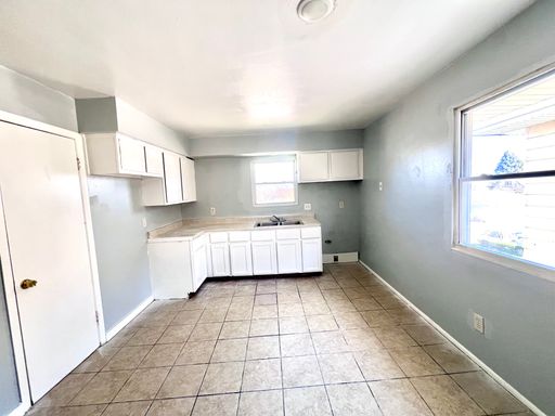 3 Bedroom Duplex Upper – photo 1