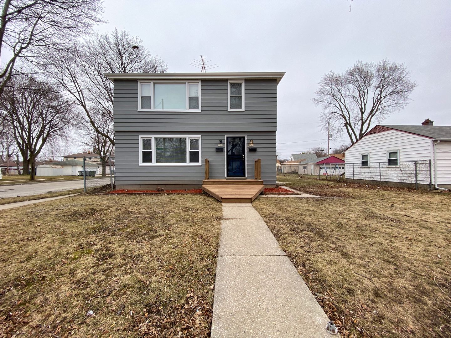 Milwaukee Apartment: 5342-5344 N 62nd Street